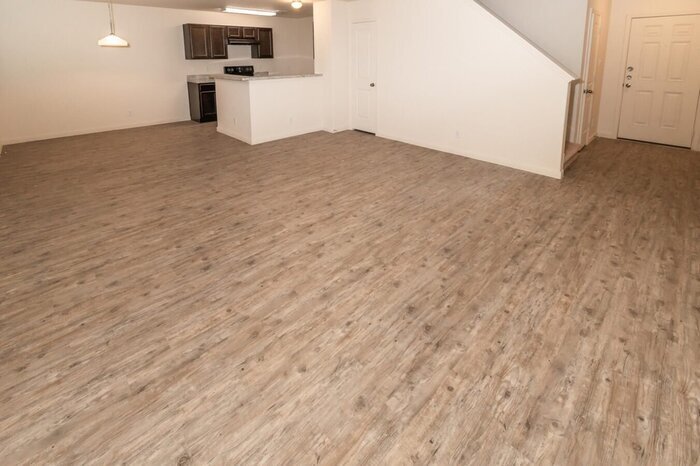 Building Photo - 5103 War Horse Dr