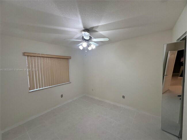 Building Photo - 7656 NW 182nd Terrace