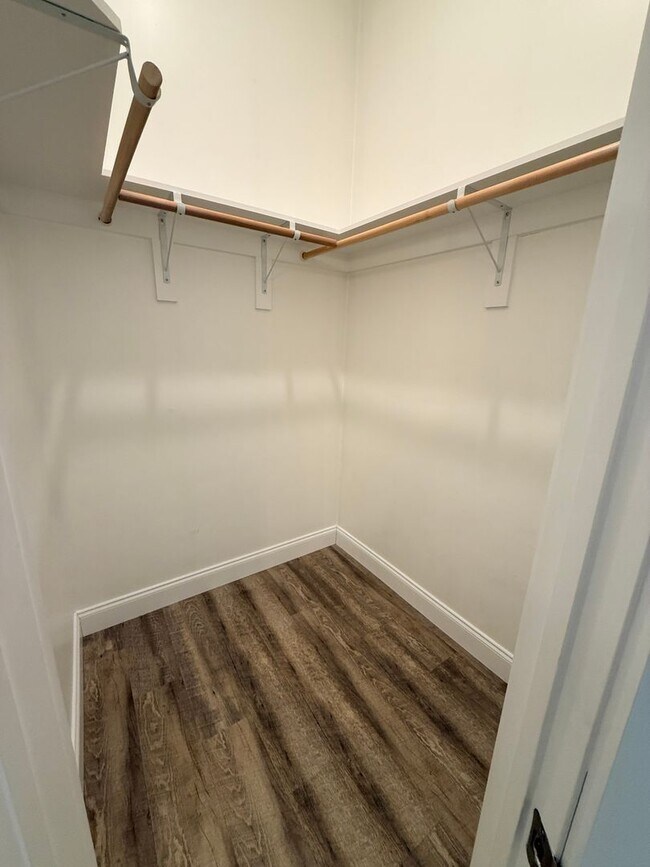 Building Photo - 117 Country Ridge Rd
