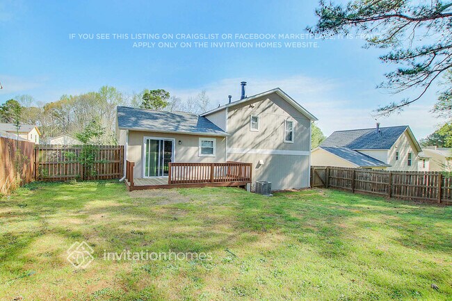 Building Photo - 1599 Clifton Downs Dr SE