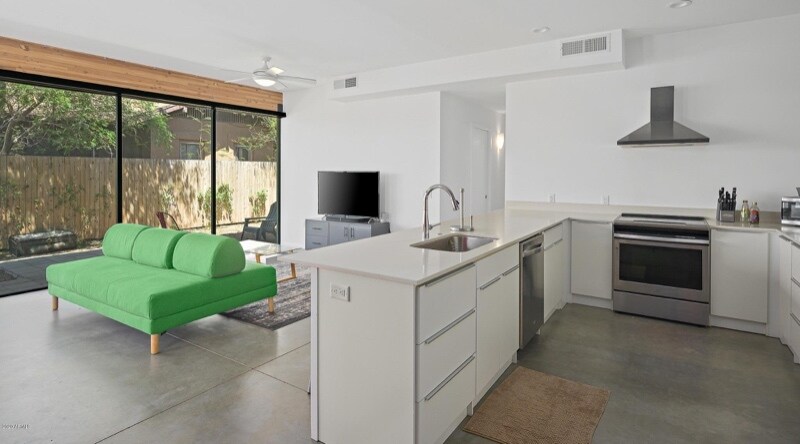 Building Photo - 1316 E Fillmore St