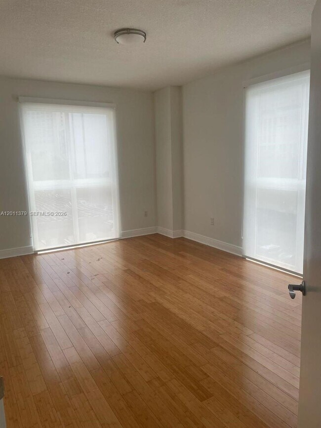 Building Photo - 7270 SW 88th St
