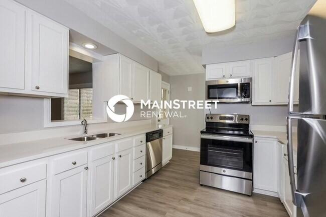 Building Photo - 3 Bedroom Pet-Friendly Home in Louisville,...