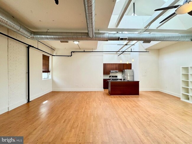 Building Photo - 431 Fairmount Ave