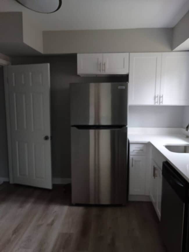 Building Photo - 9234 Woodcreek Ct