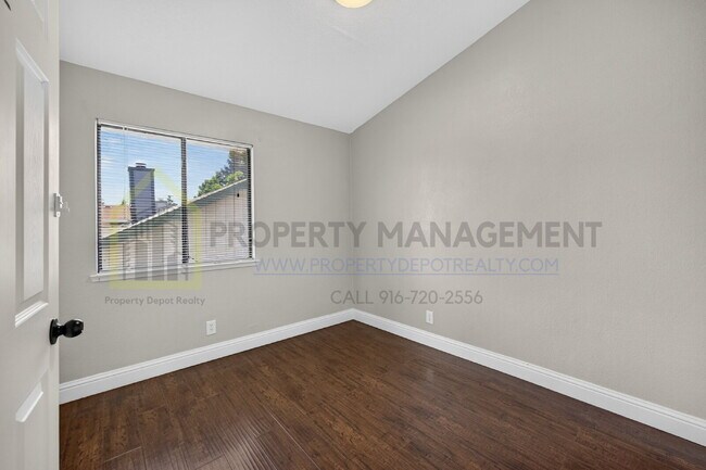 Building Photo - Spacious 4-Bedroom Retreat with 2.5 Baths