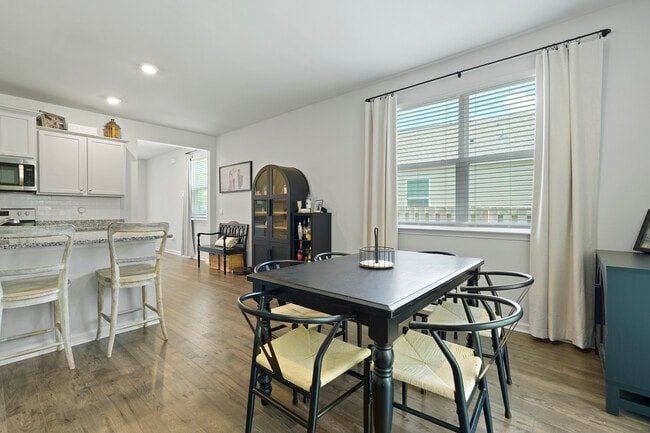 Building Photo - 41 Gypsea Ln