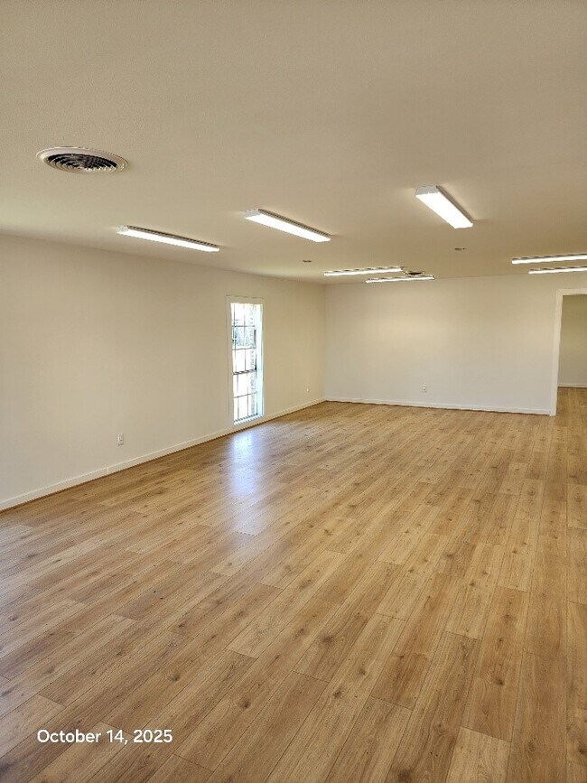 Building Photo - 1301 N Avenue H