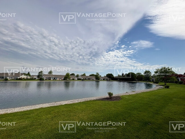 Building Photo - 1684 Twin Lakes Cir
