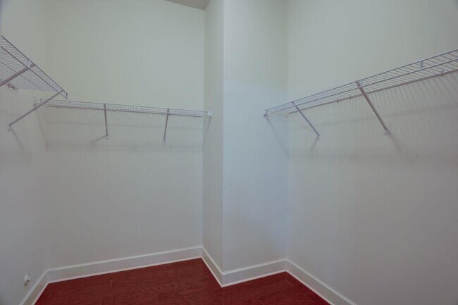 Building Photo - 104 Wellington Trce