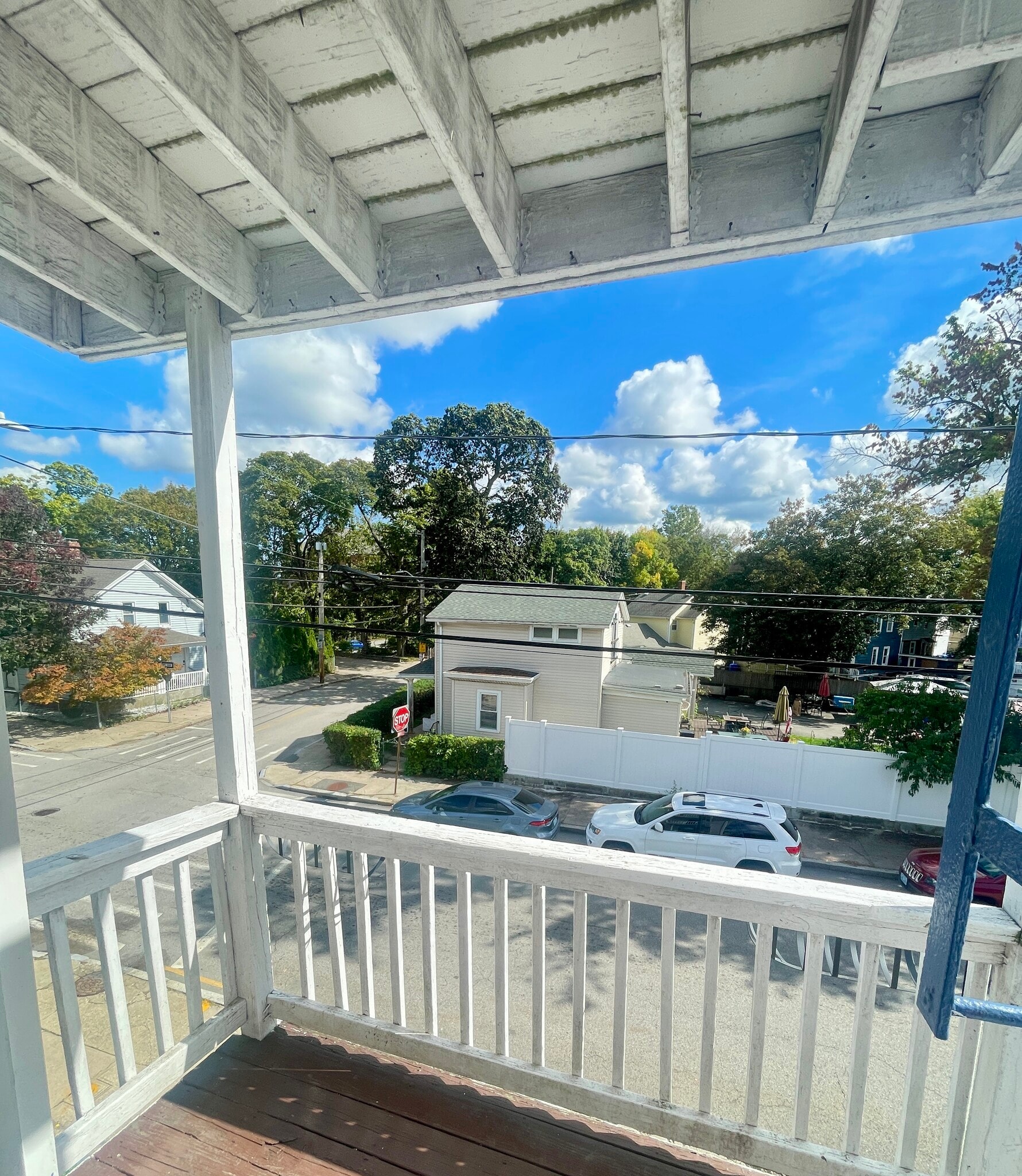 Outdoor Balcony - 44 Pine St