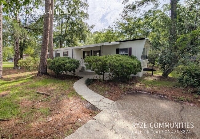 Building Photo - 11452 Hobart Blvd