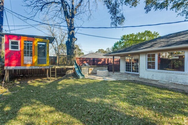 Building Photo - 4306 Benning Dr