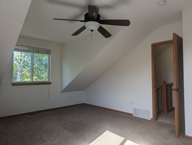 Building Photo - 5 bedroom home in desirable Anderson Farm ...