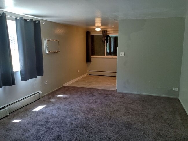 Building Photo - 1994 Elmira St