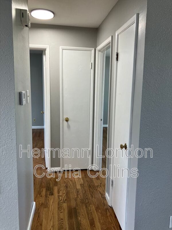Building Photo - 7406 Olian Dr
