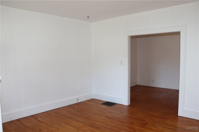 Building Photo - 143 W Genesee St