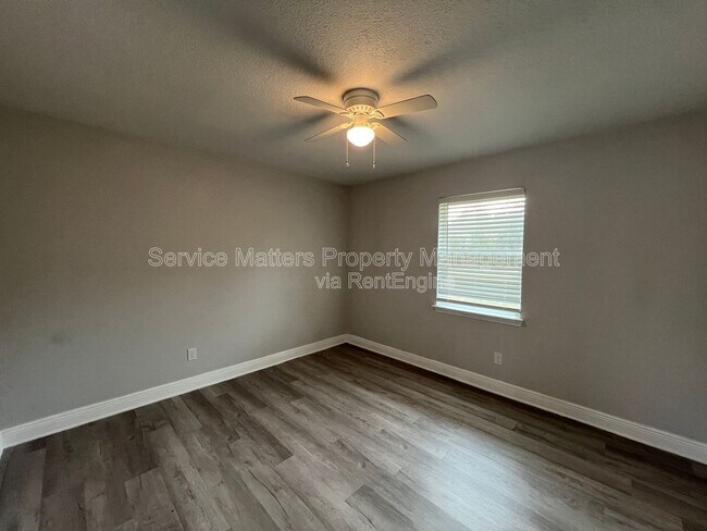 Building Photo - 3747 Berryhill Rd