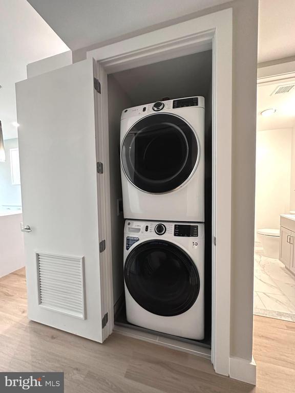 Building Photo - 801 N Fairfax St