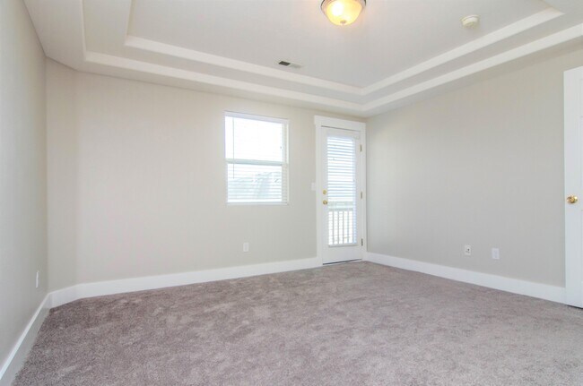 Building Photo - 4894 Aspen Springs Dr