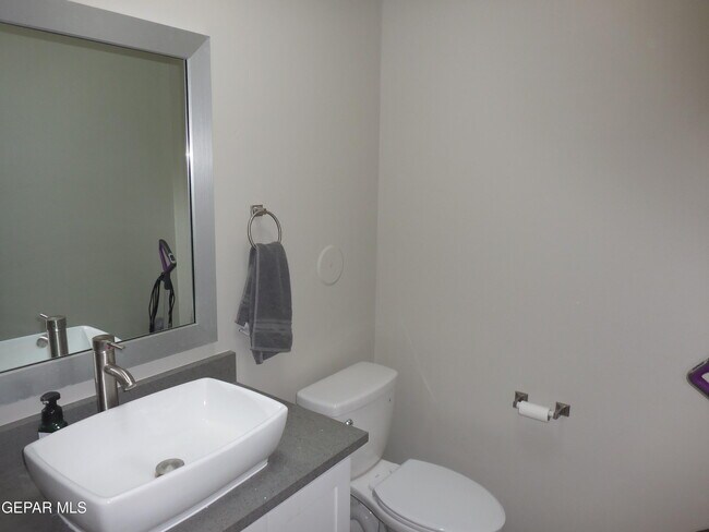 Building Photo - 14549 Tierra Oviedo Ave