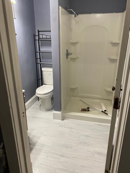 Bathroom - 1103 Superior Ave