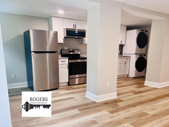 Building Photo - Newly Renovated Studio Apt. - Creedmoor