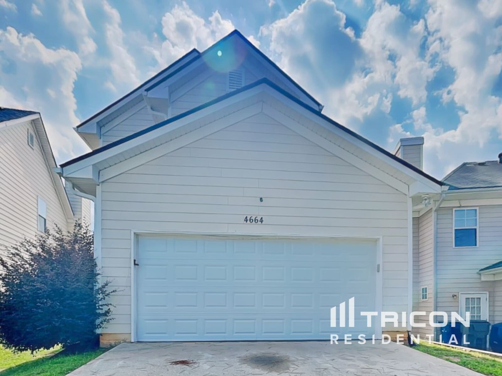 Building Photo - 4664 Parkway Cir
