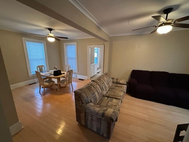 Building Photo - 60 West St