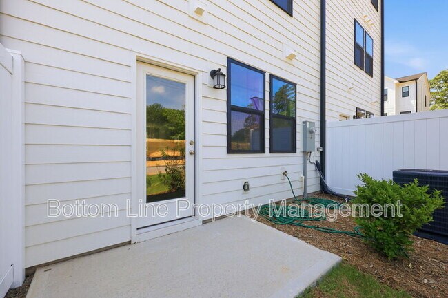 Building Photo - 2308 Oakwood Mdws Ct