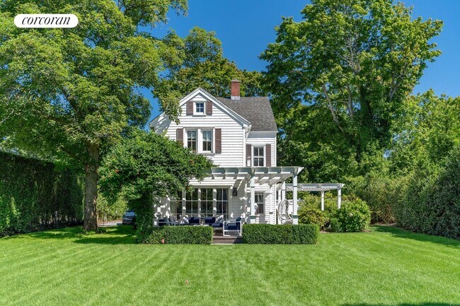 Primary Photo - 224 Hill St