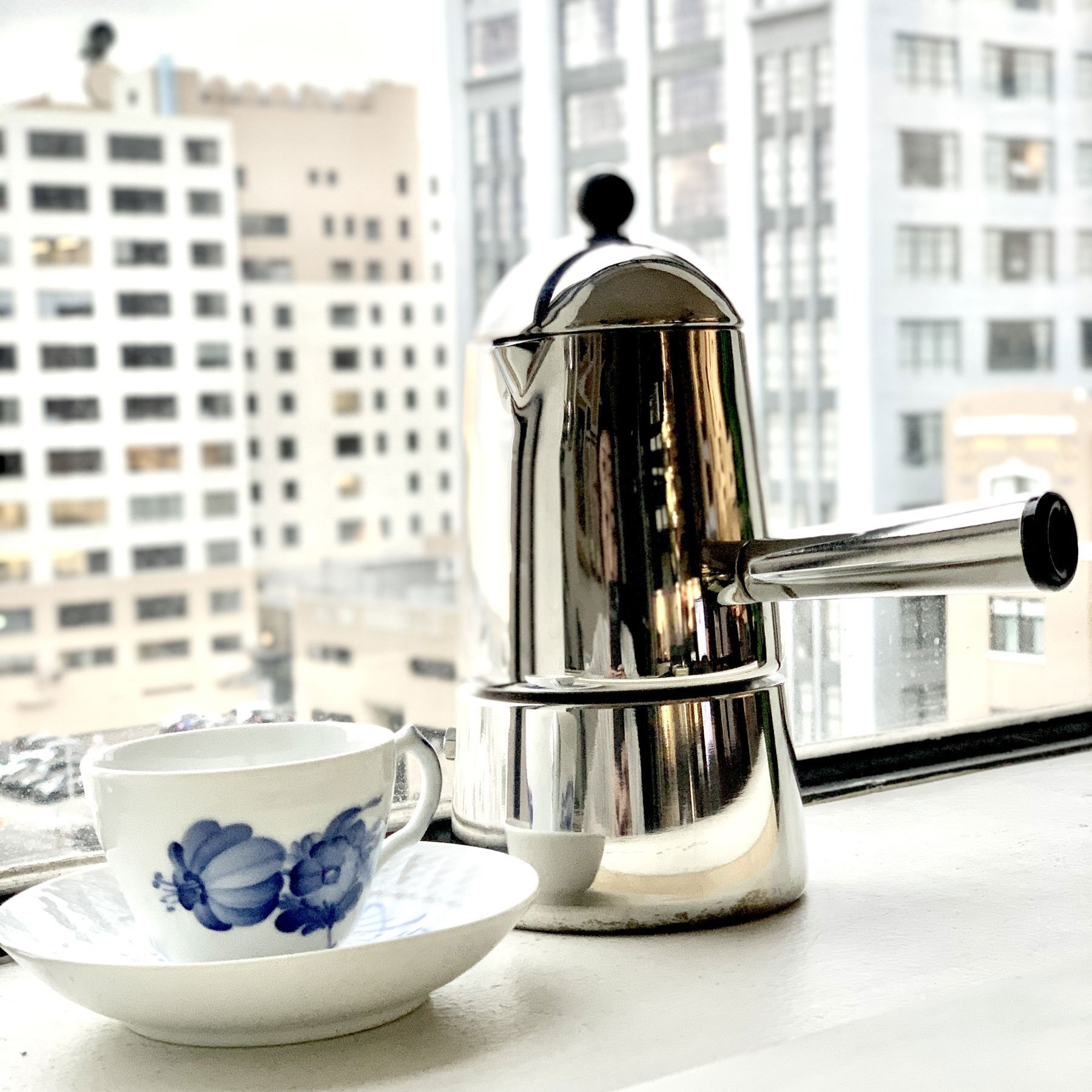 Building Photo - 315 E 8th St