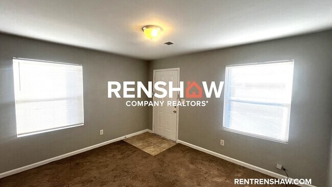 Building Photo - 278 N Hollywood St