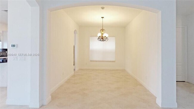 Building Photo - 8630 Lakeside Bnd