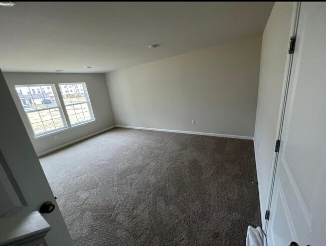 Building Photo - 33 Cardinal Wy