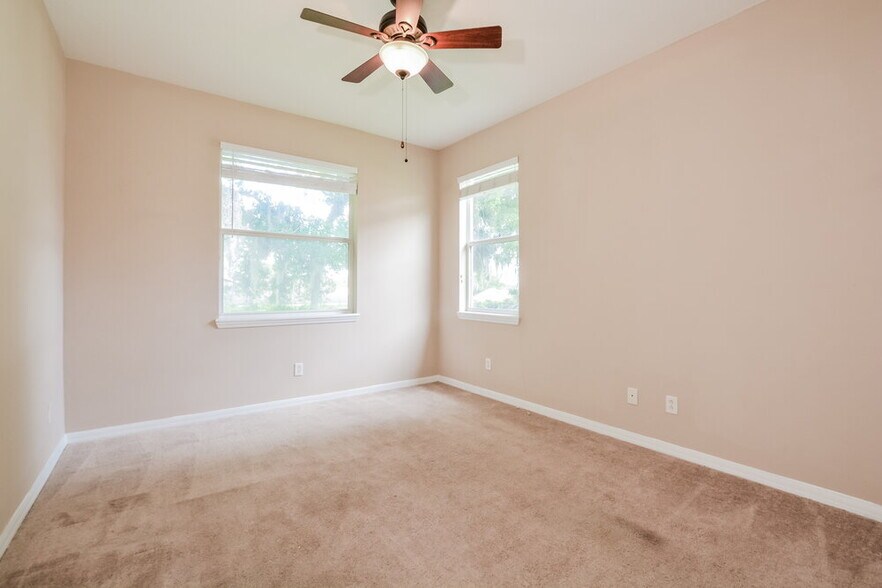 Building Photo - 1814 Madison Ivy Cir