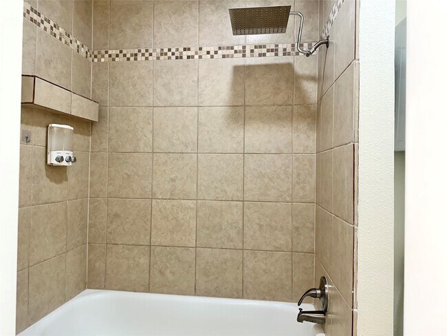 Building Photo - 1715 Moritz Dr