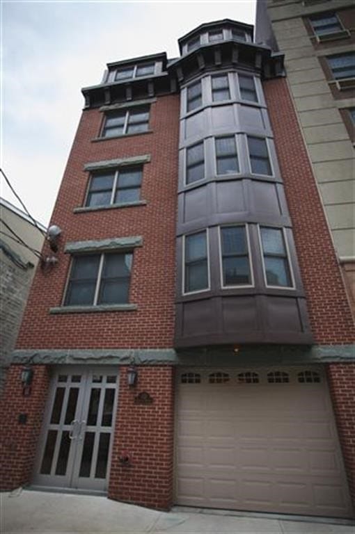 Building Photo - 113 Clinton St