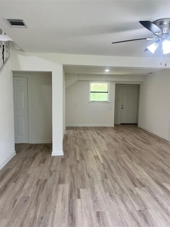 Building Photo - 2103 Bayou Dr