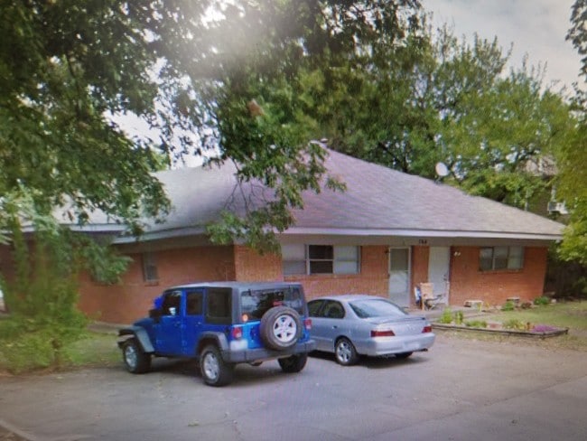 Primary Photo - 764 Jenkins Ave