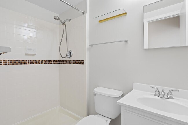 Building Photo - 9913 Longford Ct