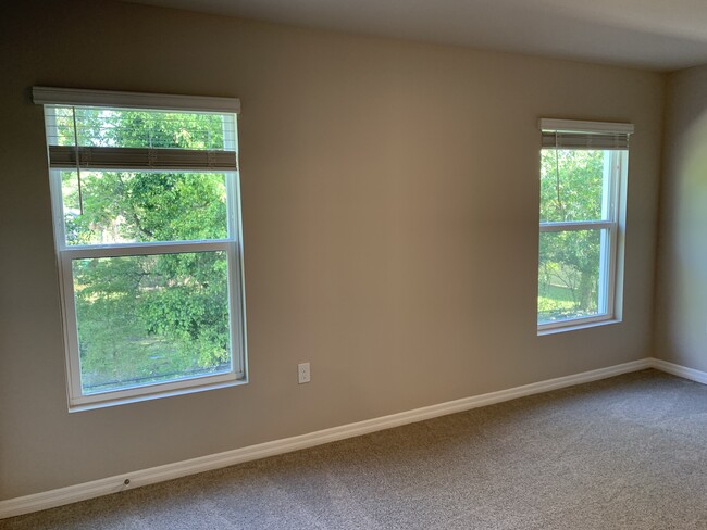 Master Bedroom - 15373 Wildflower Cir