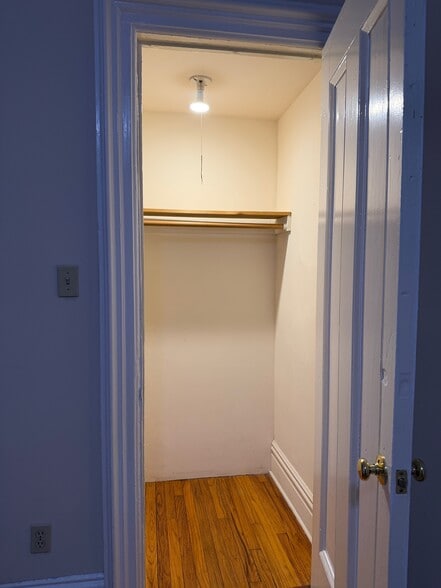 Building Photo - 125 2nd Ave