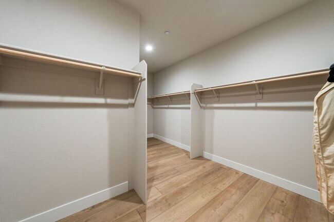 Building Photo - Newly Built 5BR Luxury Home in El Dorado Hills – 3,926 Sq Ft!
