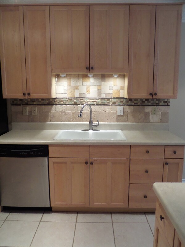Sink with Backsplash - 6839 Arbor Springs Dr