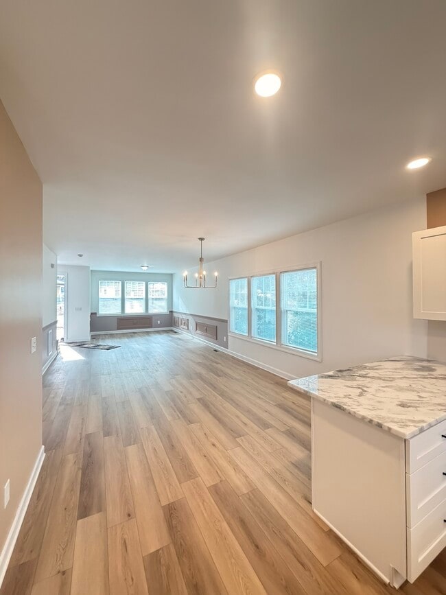 Building Photo - 126 East End Ave