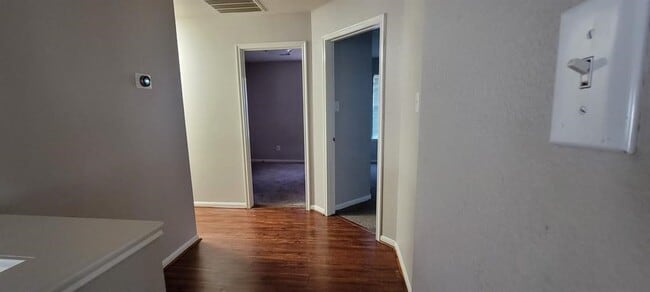 Building Photo - 10314 Cades Creek Ct