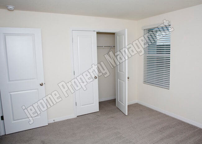 Building Photo - 37191 Sharks Eye Ln
