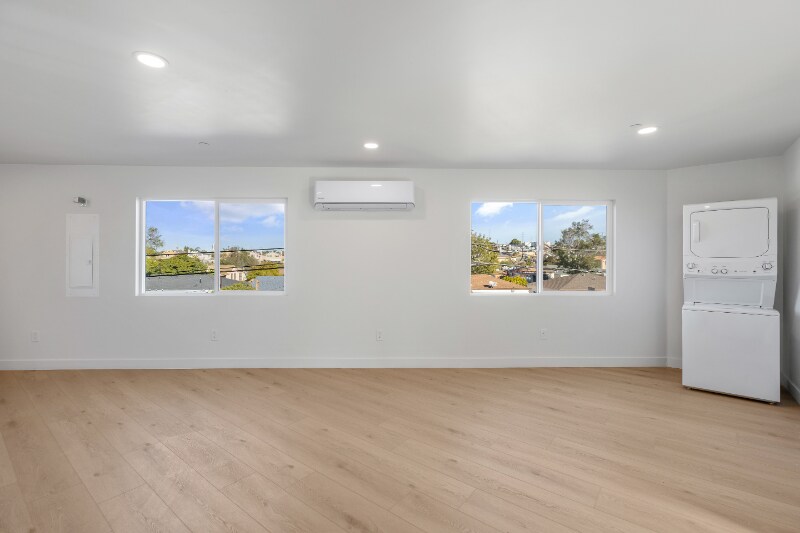 Building Photo - 3730 Acacia St