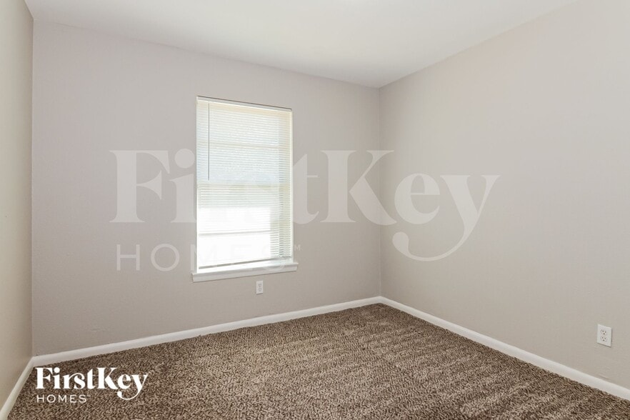 Building Photo - 1421 Belmont St